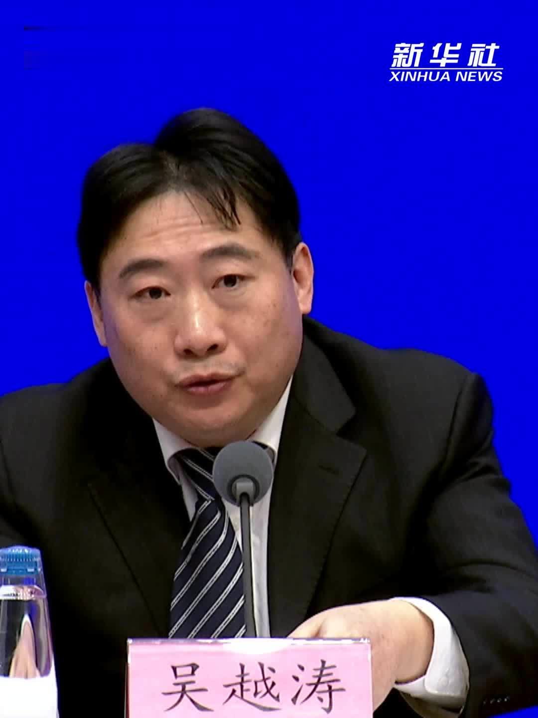 国家发改委：截至今年10月底，全国电动汽车充电基础设施总数达1864.5万个