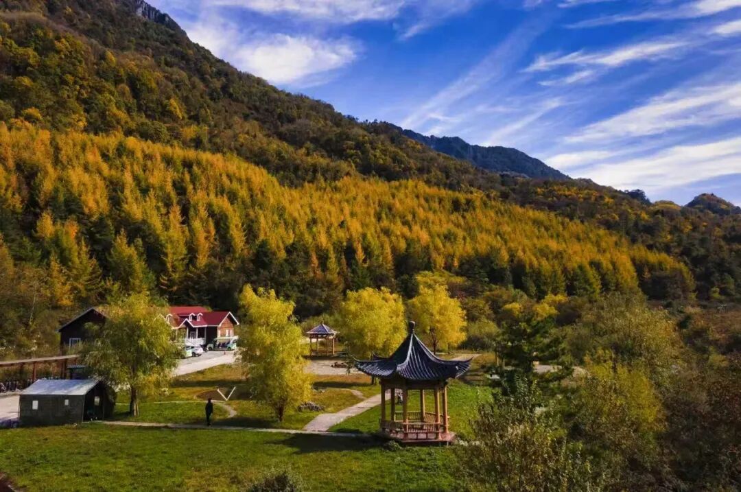 （两当云屏三峡）