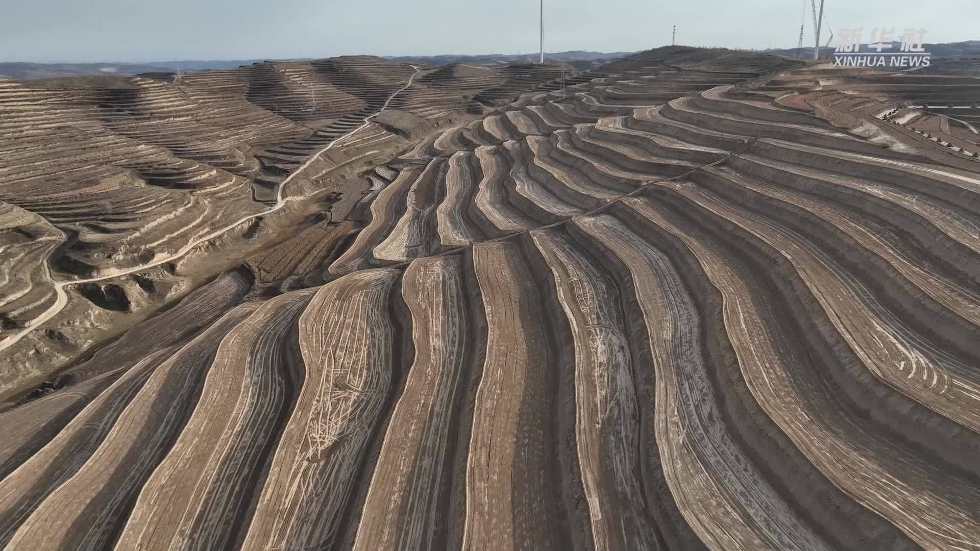 宁夏西吉：农闲时节 加速推进高标准农田建设