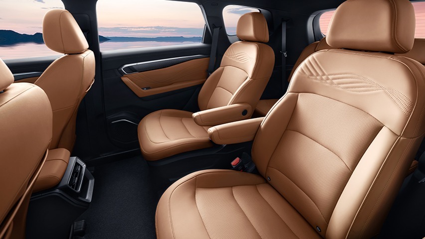 舒享大满配，出行更温馨，第三代豪越L让全员出行更惬意，限时8.99万起