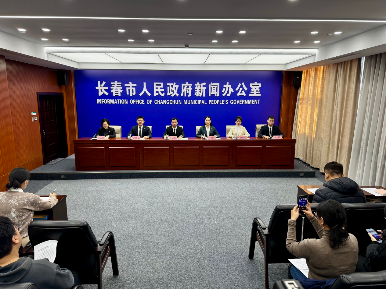 （发布会现场 陈嘉龙/摄）