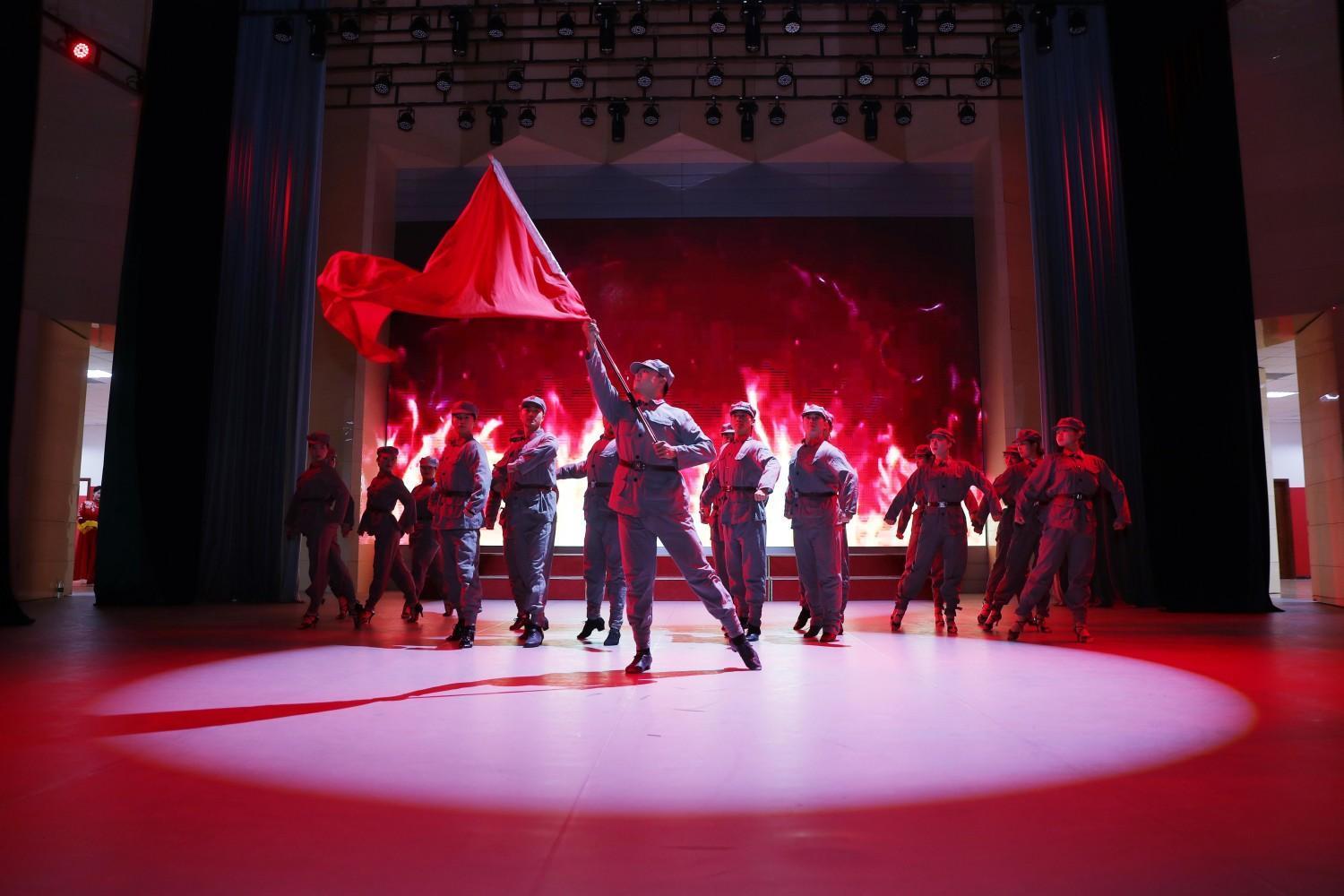 国际标准舞《青春的守望》