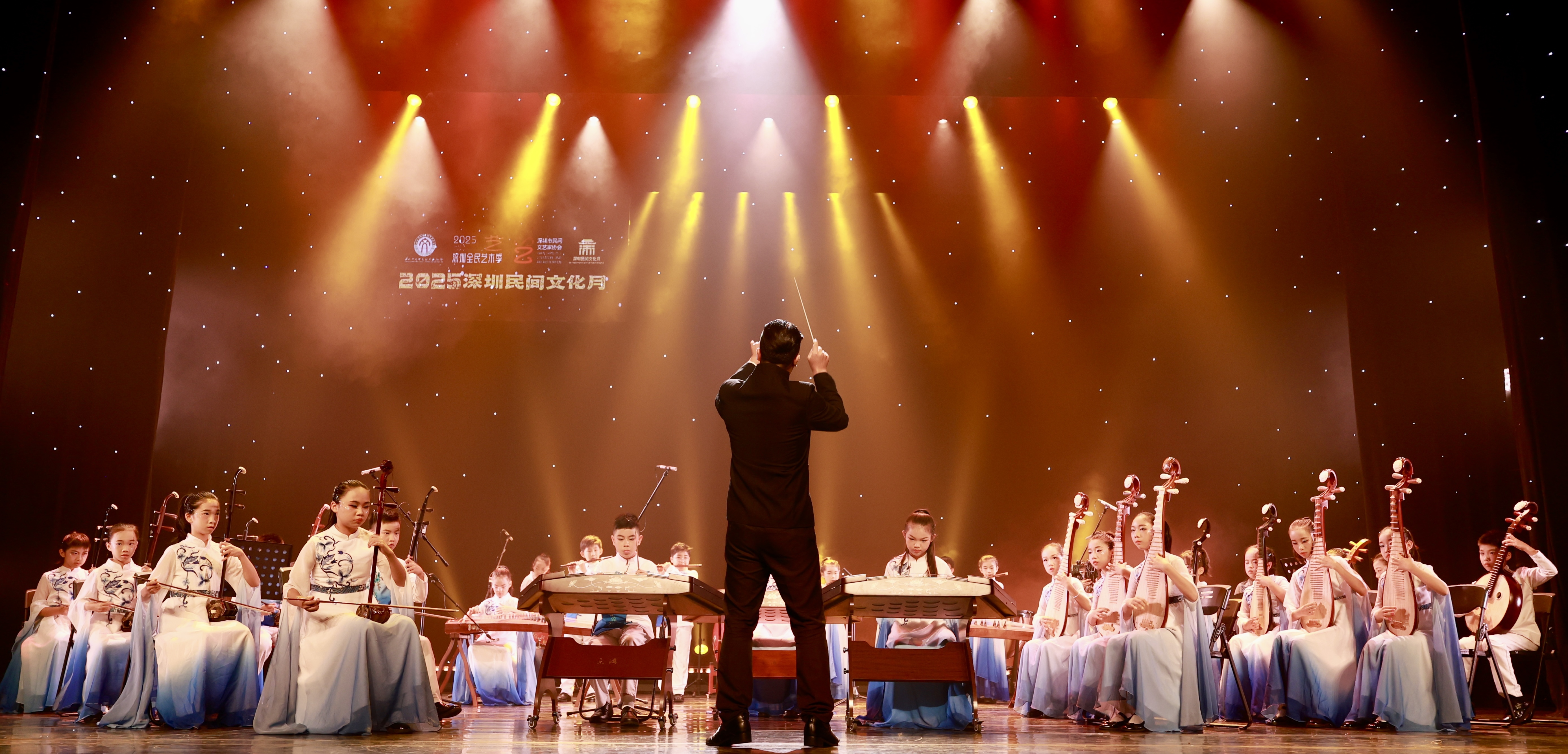 此城，来自民间的“艺”束光照亮此夜——第五届深圳优秀民间艺术表演作品展演异彩纷呈