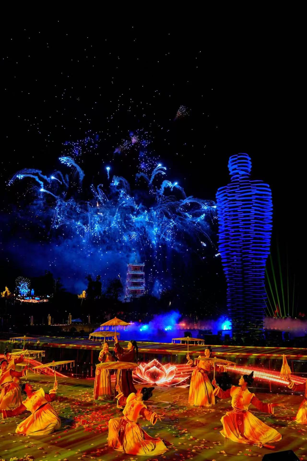 拈花湾十年：如何用“科技”改写文旅模式？