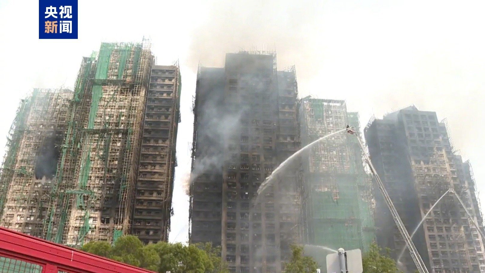 李家超:将投入3亿港元为受影响居民提供援助