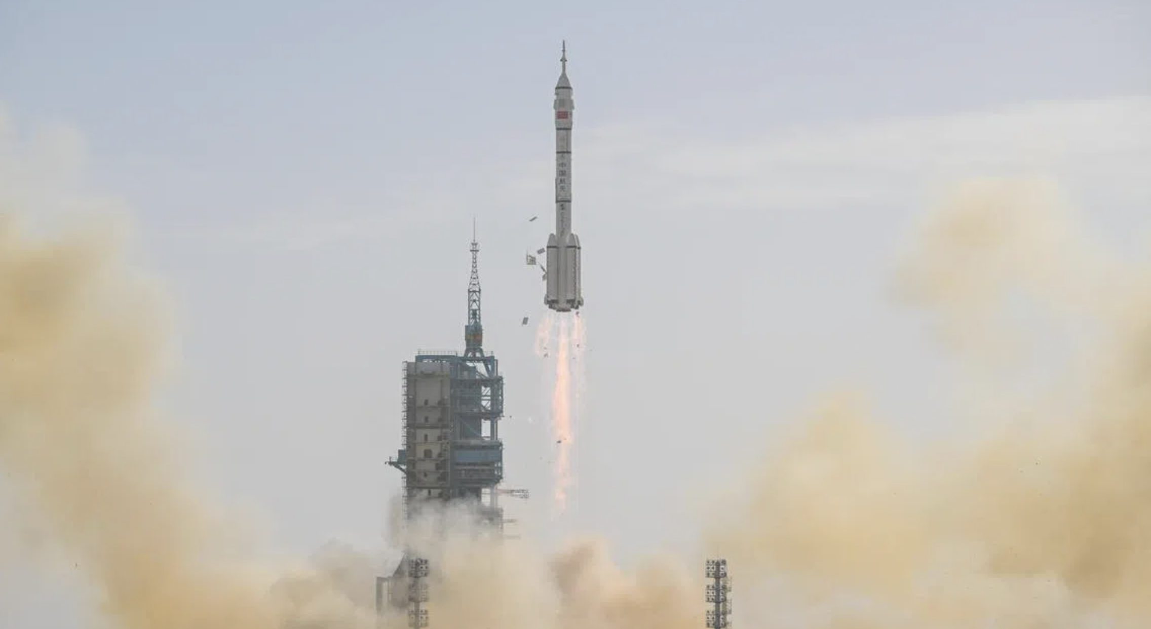 神舟二十二号飞船成功发射升空