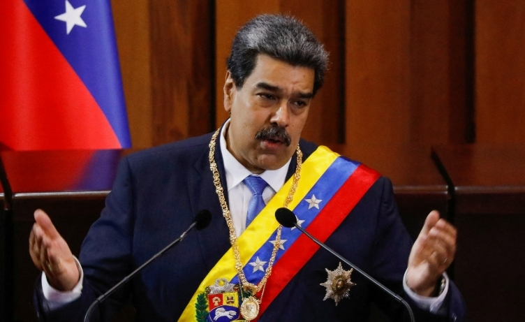 美媒猜测:马杜罗若决定流亡海外,最有可能去的是这个国家