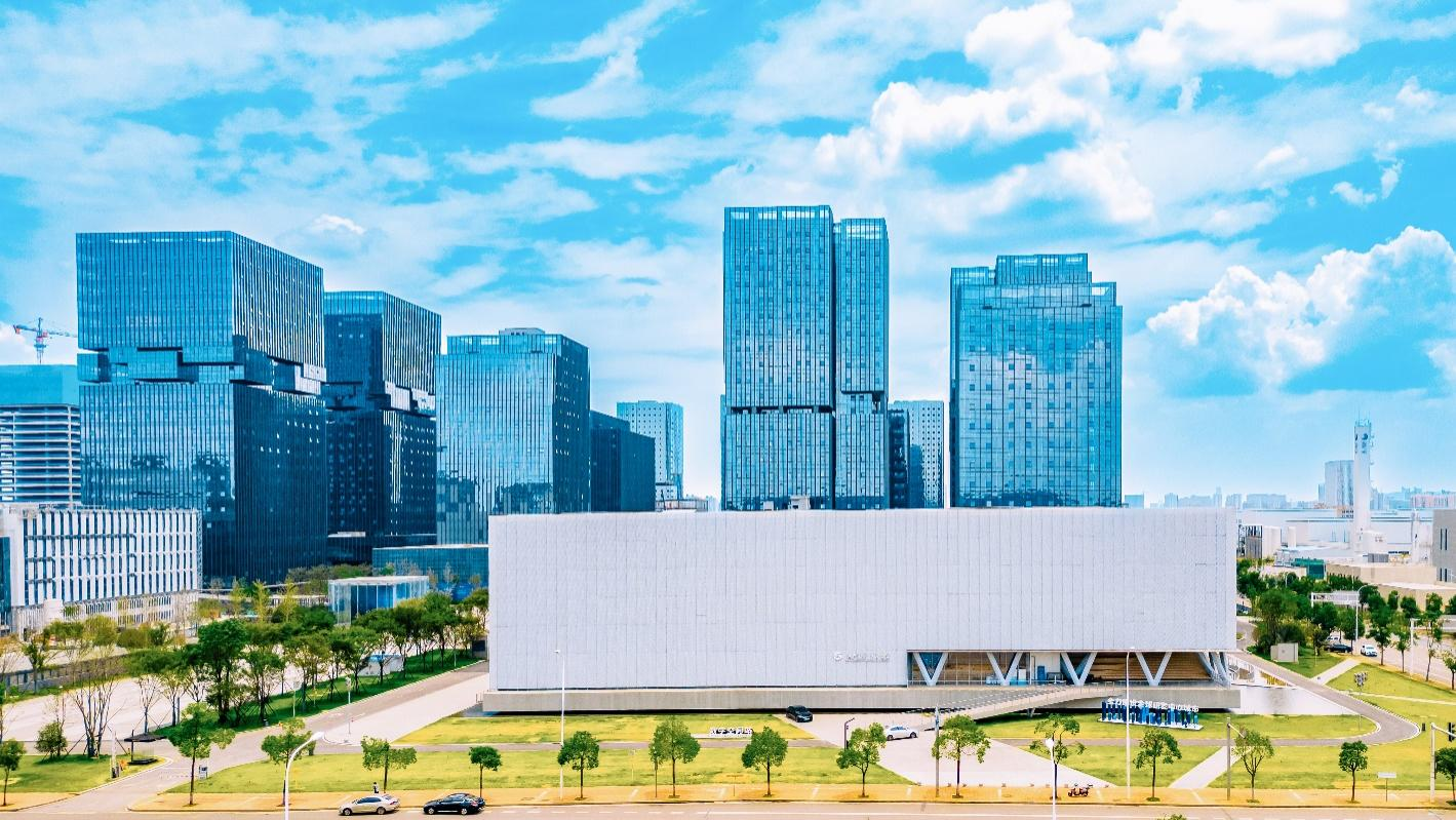 世界计算&middot;长沙智谷加快形成“算力基础设施+创新平台+应用场景”三位一体产业生态。