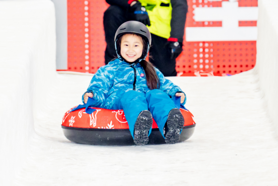 正定热雪奇迹开启惠民月系列活动 冰雪盛宴邀您“HUI”玩一冬