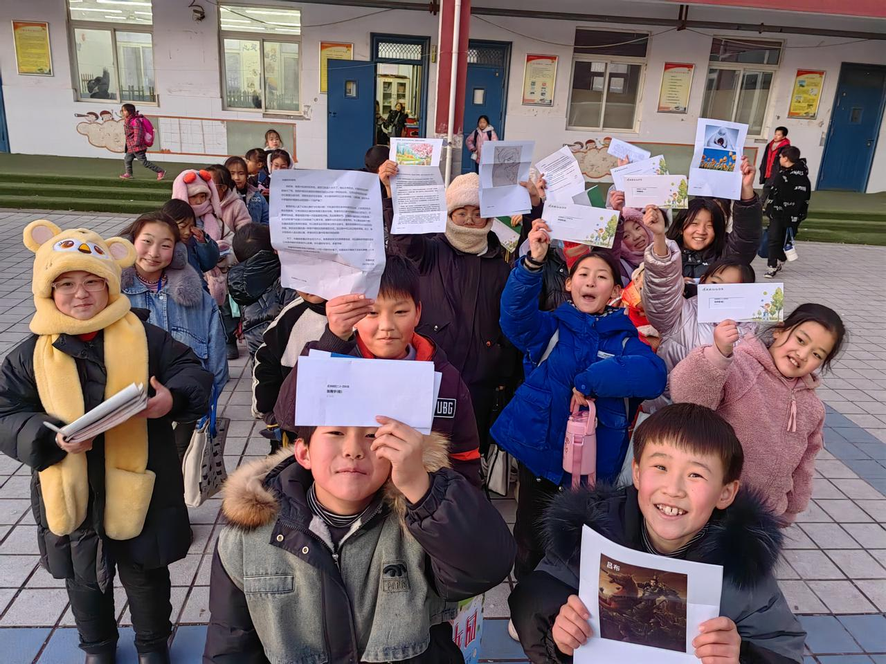 长腿叔叔信箱：在数字时代重建联结 陪伴困境儿童成长之路