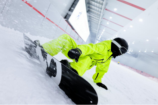 正定热雪奇迹开启惠民月系列活动 冰雪盛宴邀您“HUI”玩一冬