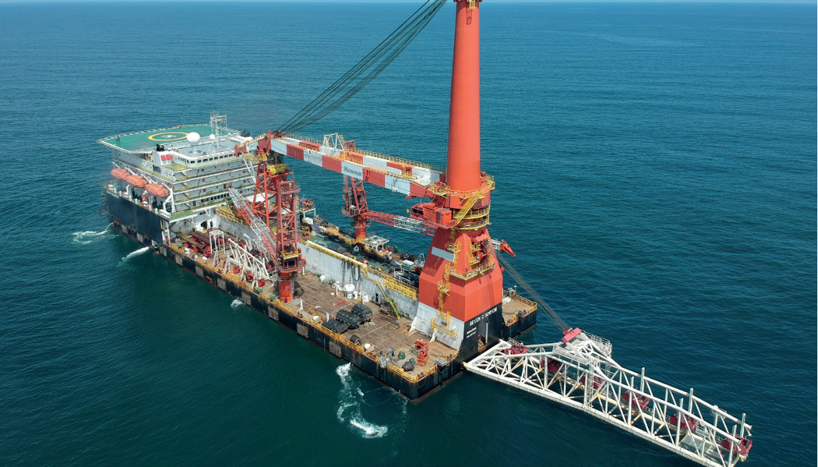 从“茶楼密谈”到“一键竞拍”：中国船舶交易的数字化革命