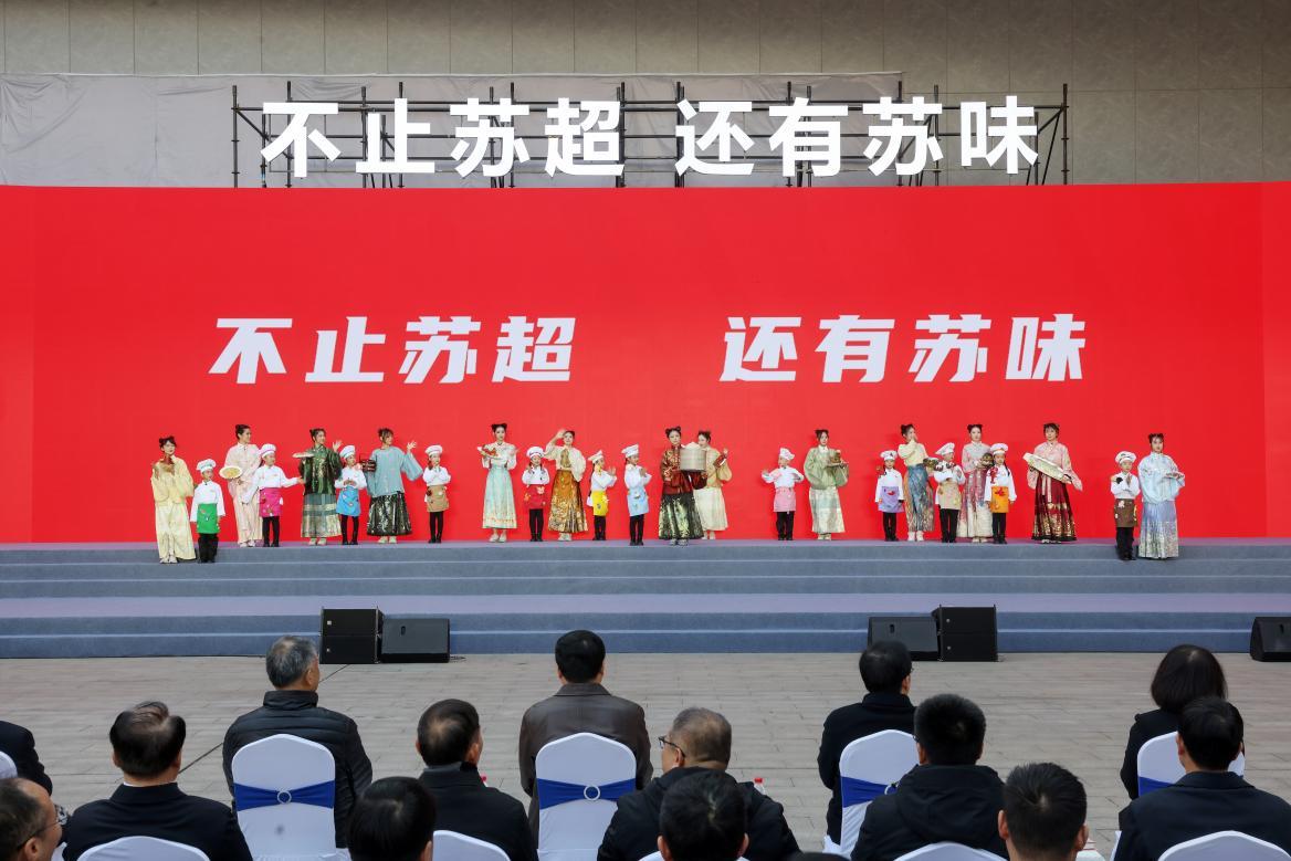 图为小小“厨神”为家乡味道代言。