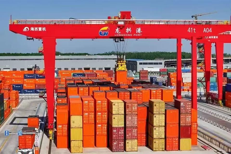 (济宁港航龙拱港)