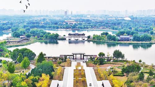 10月29日无人机拍摄的邢台市襄湖片区生态客厅城市更新项目。 本报记者赵永辉摄