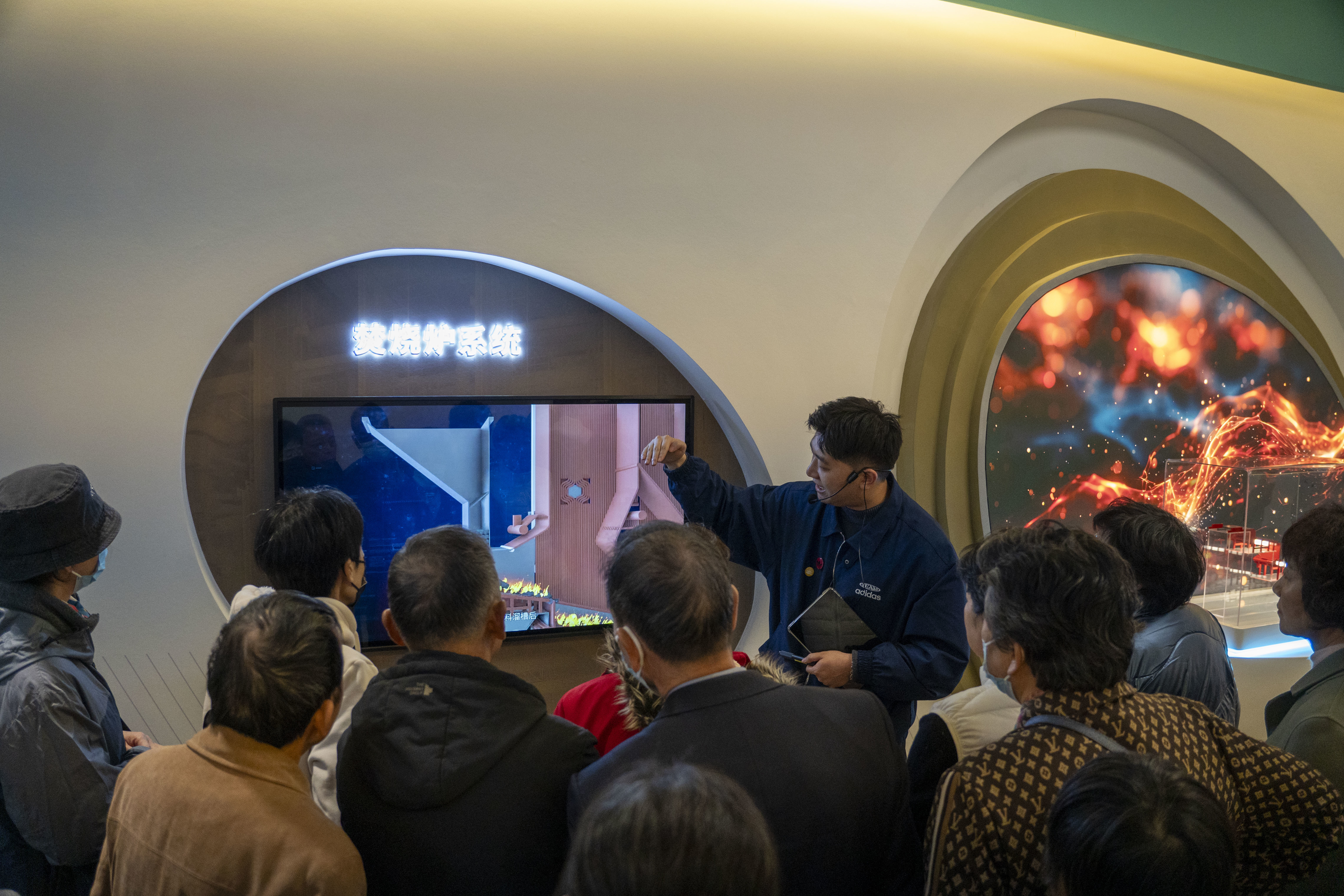 宁波市科协开展“银龄科普游・科技环保研学”活动