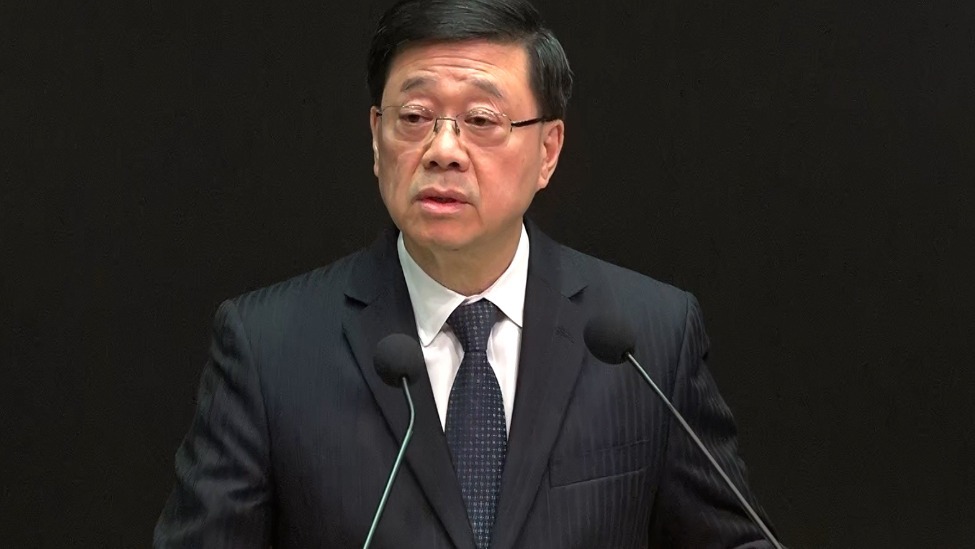 李家超呼吁社会：警惕以黑暴手法“以灾乱港”行为，强调政府会严厉打击