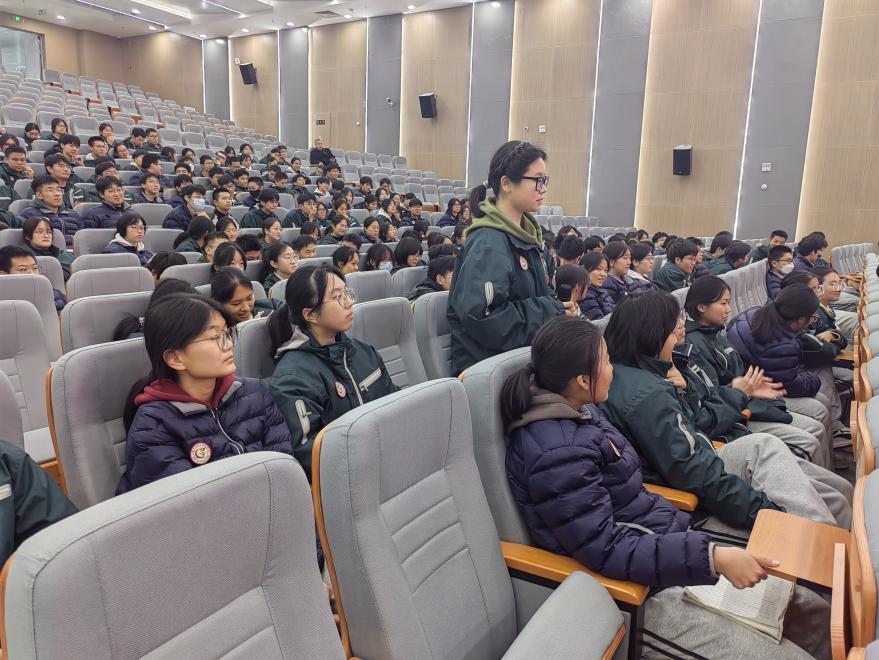 清华学子赴徐传薪火 公益讲座燃动青春理想