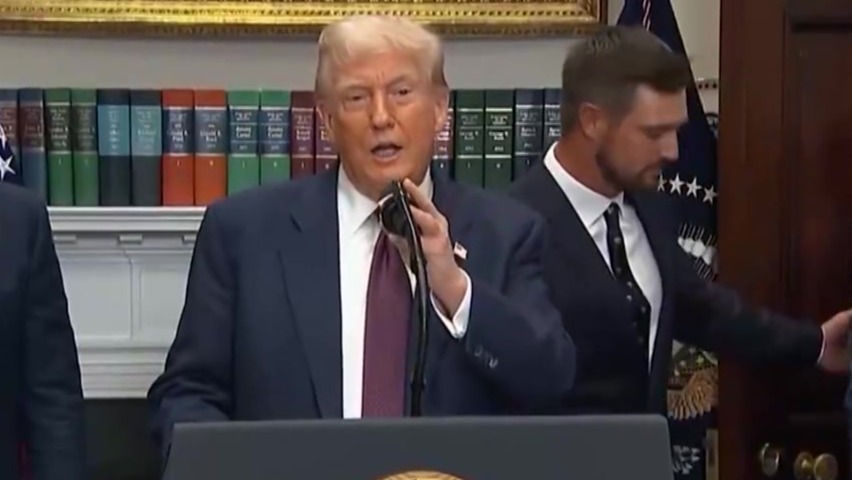 中国不再是“威胁”，特朗普终于承认，美国当不起“世界警察”了