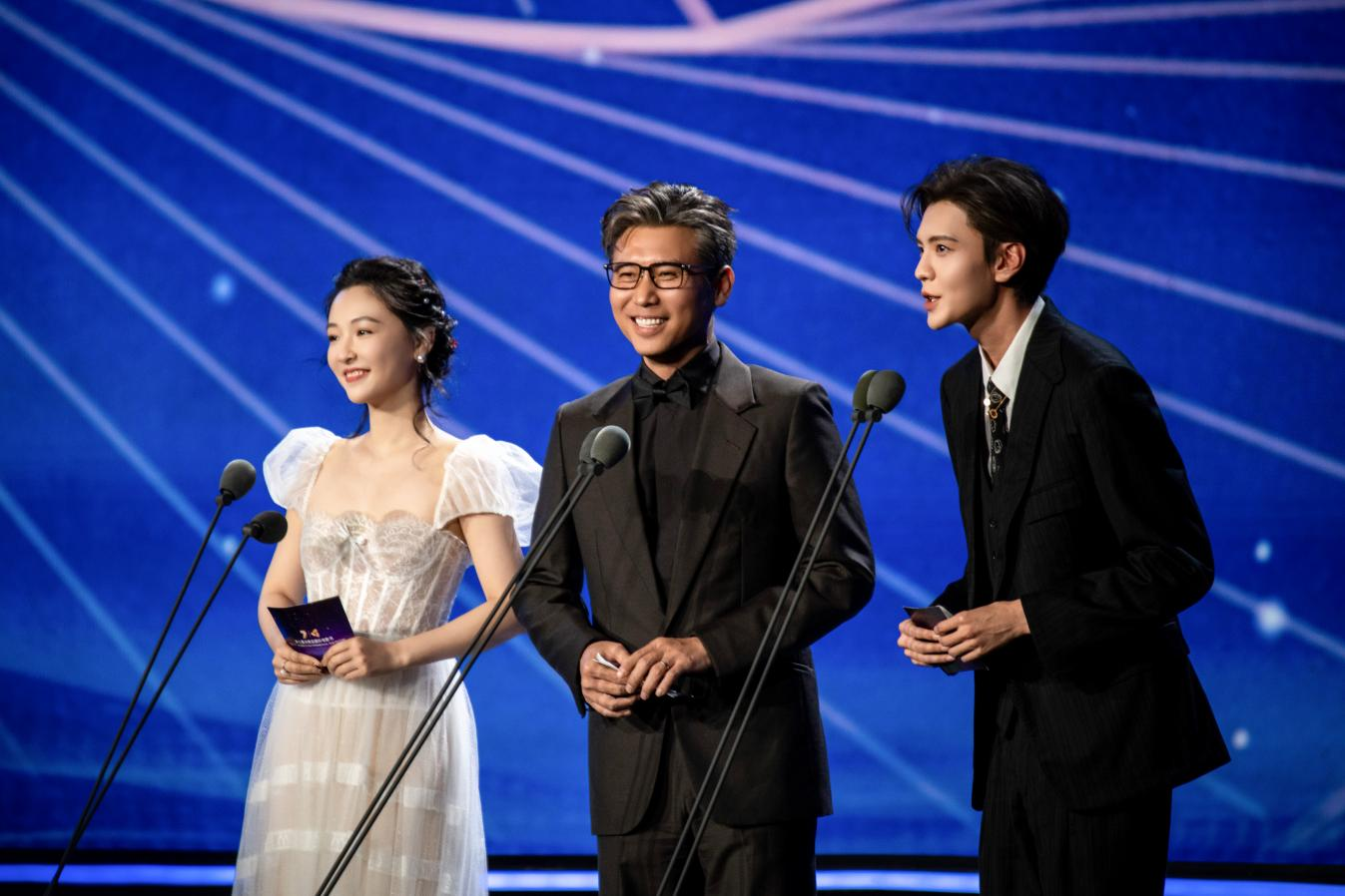 光影交织,盛宴启幕 第七届海南岛国际电影节绽放三亚