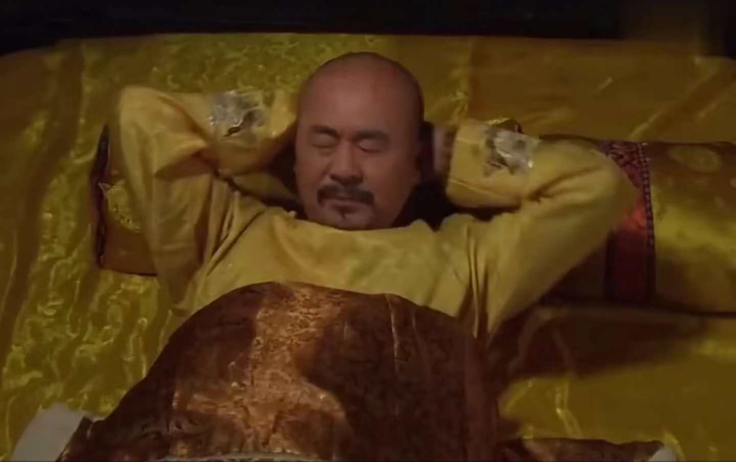 我没睡，“怀民亦未寝”