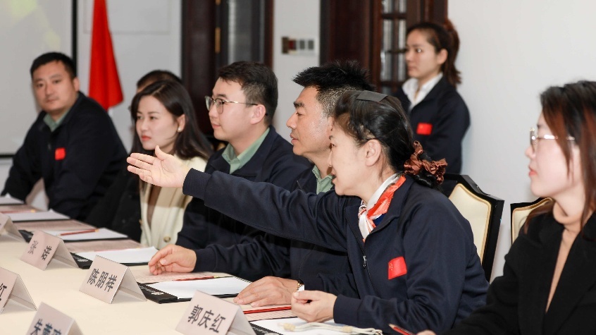 国防教育座谈会