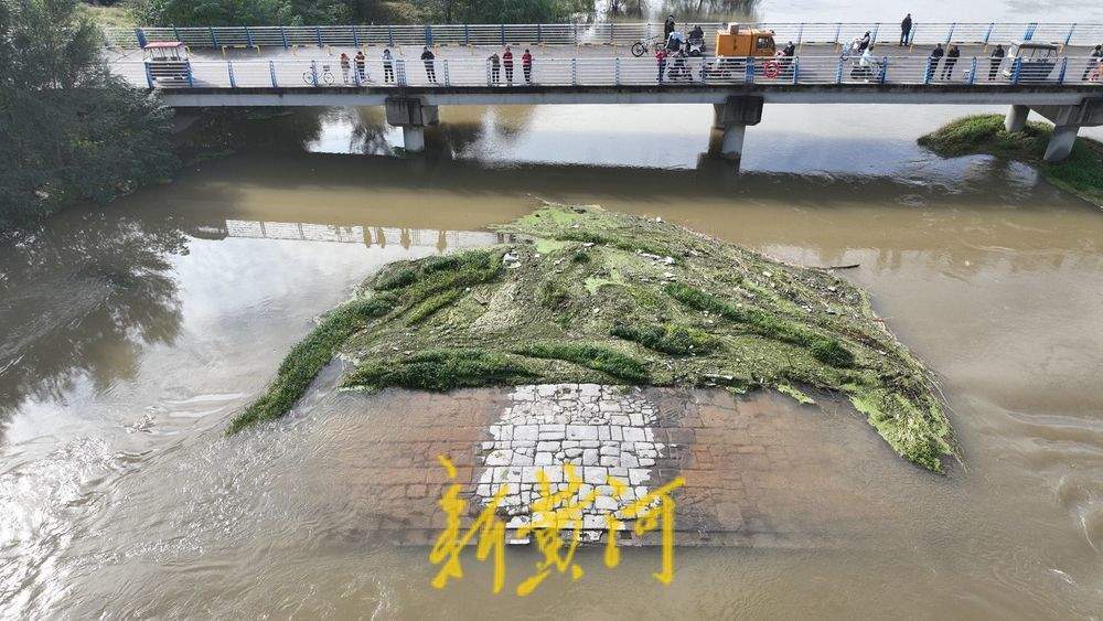 泄洪结束 济南明代古桥“浮出水面”现全貌