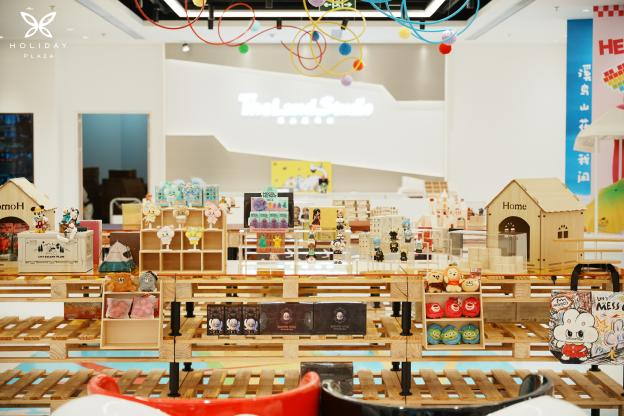 华南首展「娃三岁花间奇想」限时快闪店暨「乐土屋拓邦 The Land Studio」双活动盛大启幕