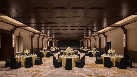 洲际大宴会厅 宴会摆台