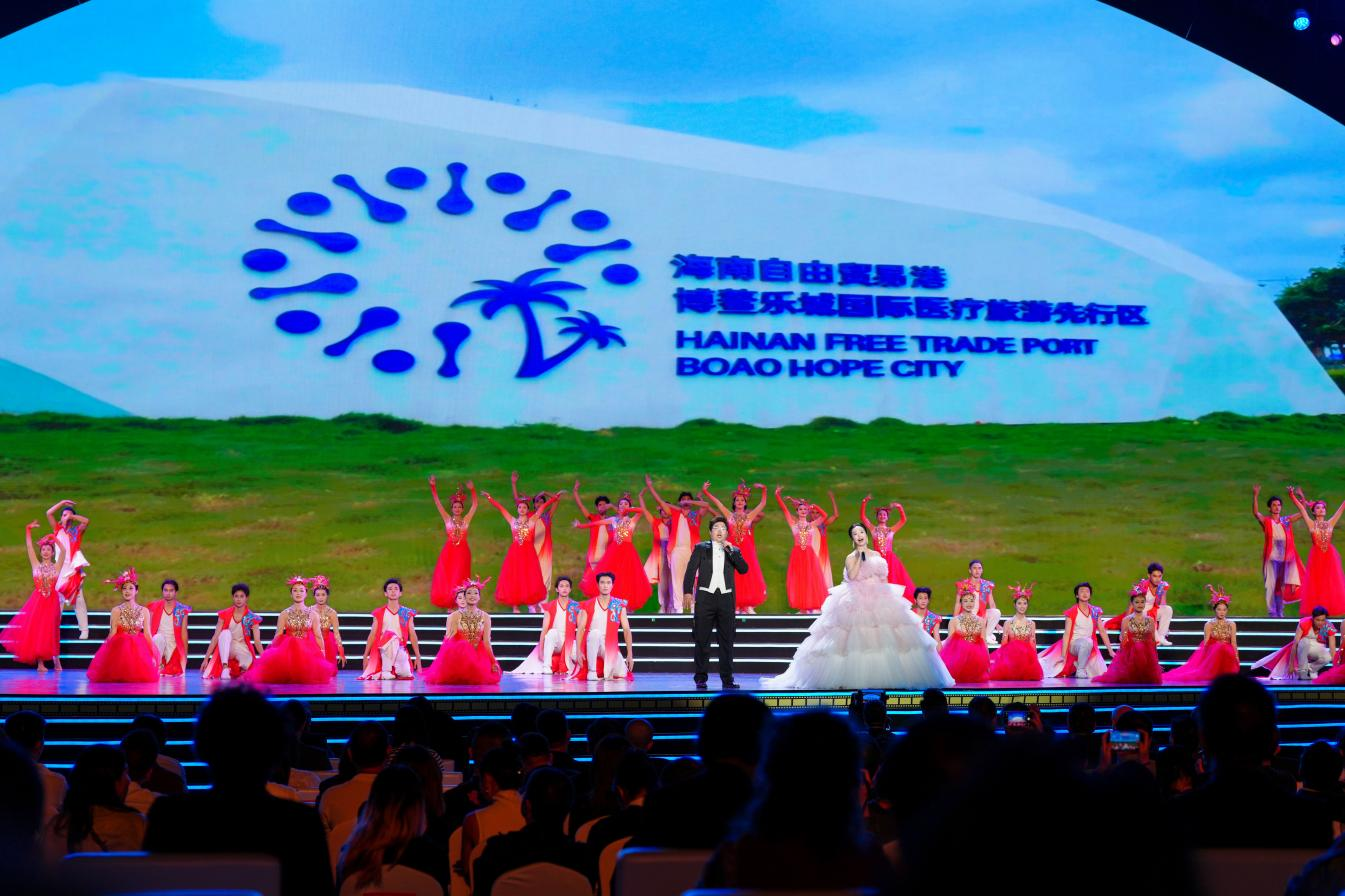 光影交织,盛宴启幕 第七届海南岛国际电影节绽放三亚