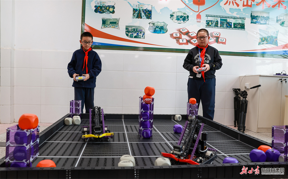 甘肃金塔多彩课堂趣味满格