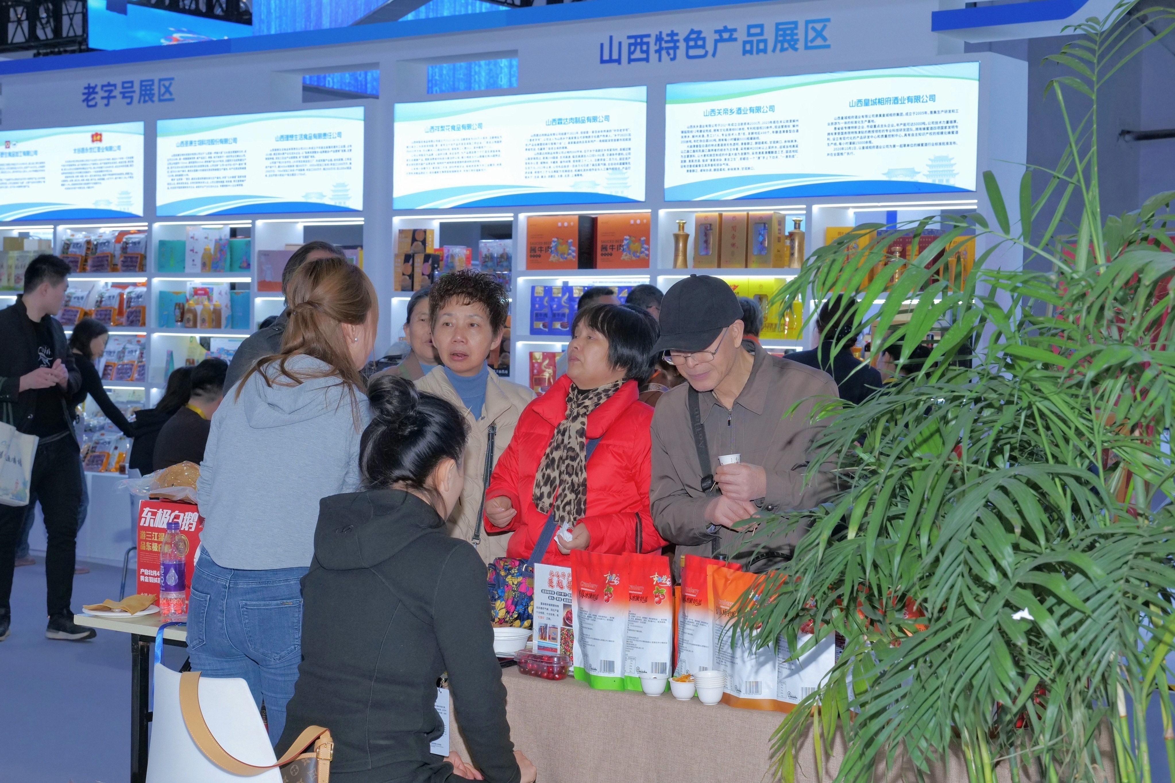 黑龙江省参加世界绿发会暨中国绿博会,宣传绿色发展、开放合作优势,推进“龙江好物”走进江西、 走向全国