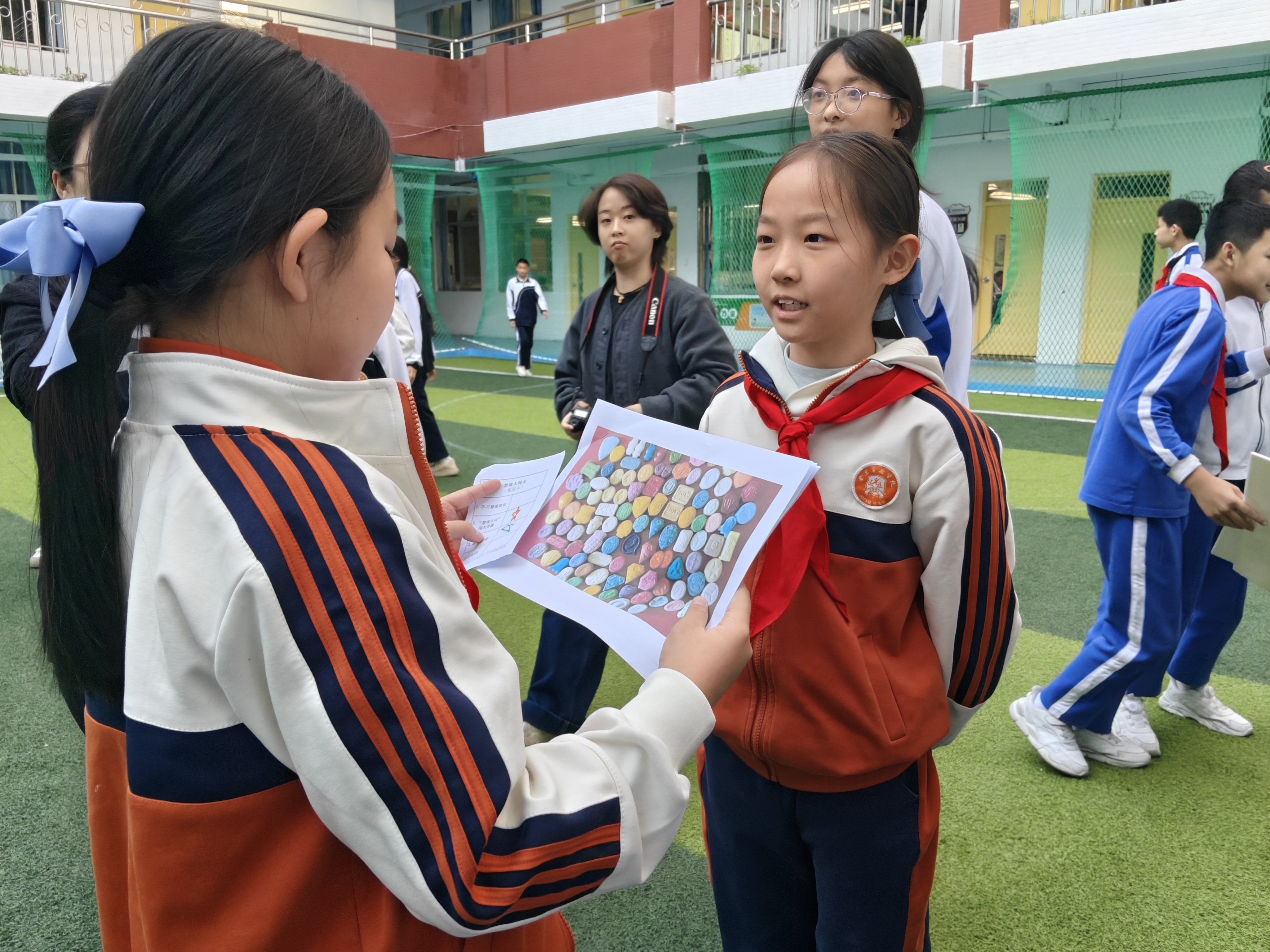 禁毒先锋共合作,开展禁毒实践宣传活动