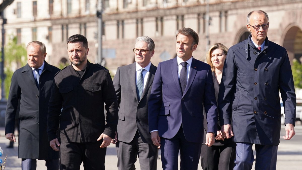 德媒披露机密纪要,马克龙警告:美国可能背叛乌克兰