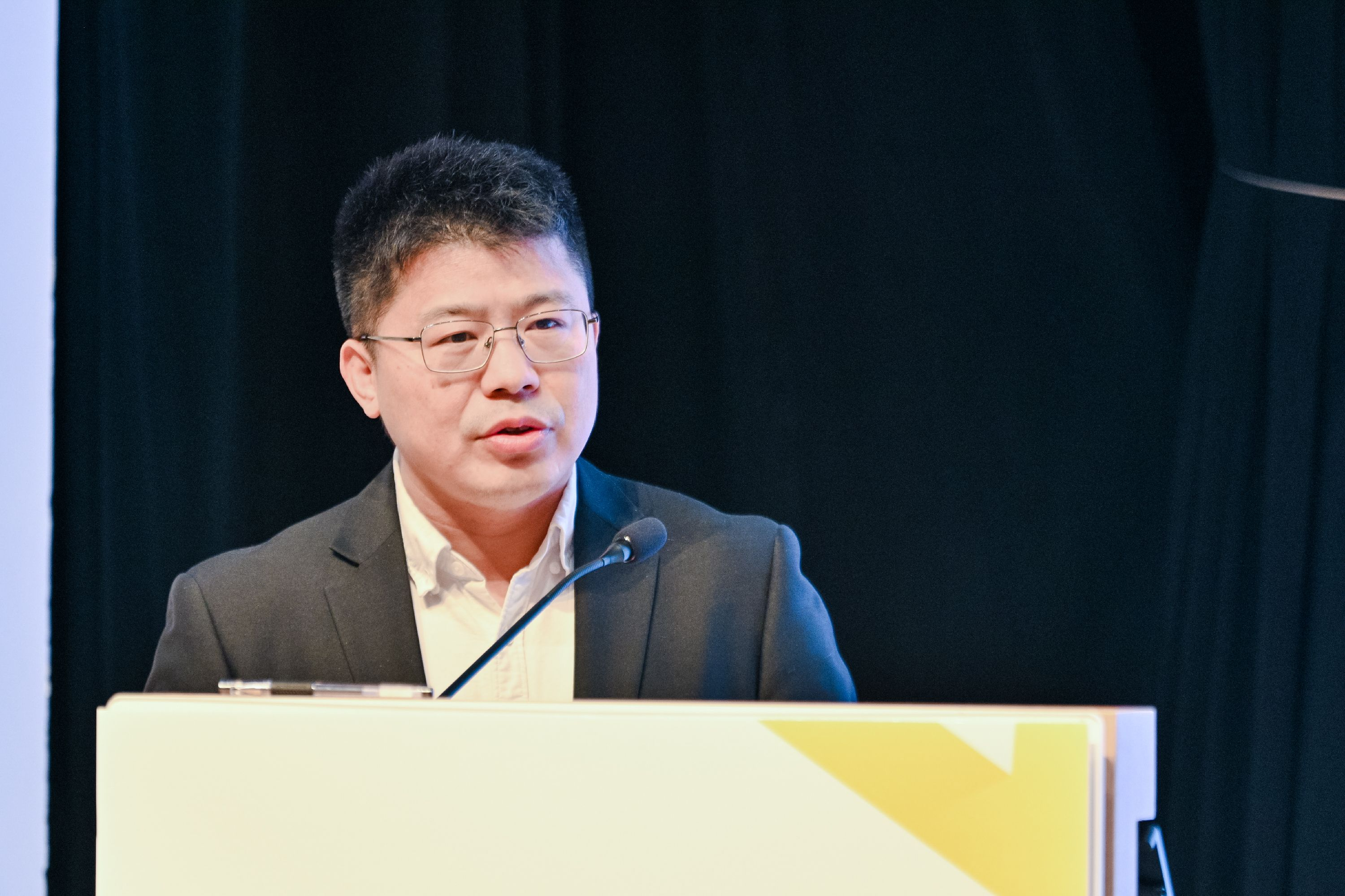 EDA精英挑战赛在港举办，南京江北新区广发产业英雄帖