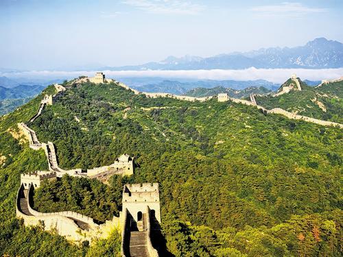 9月22日拍摄的雄伟壮丽的金山岭长城。
