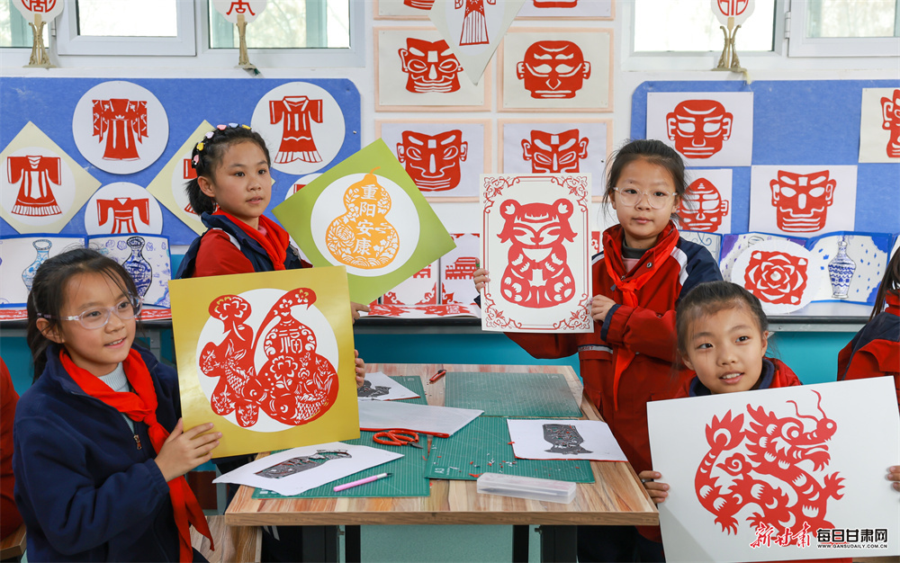 甘肃金塔多彩课堂趣味满格