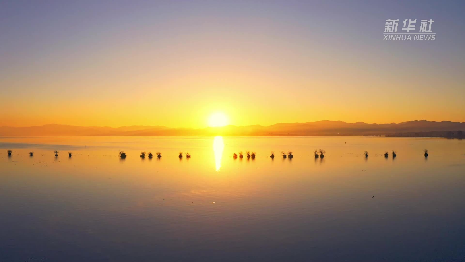 “银发族”旅居云南晋宁的康养生活