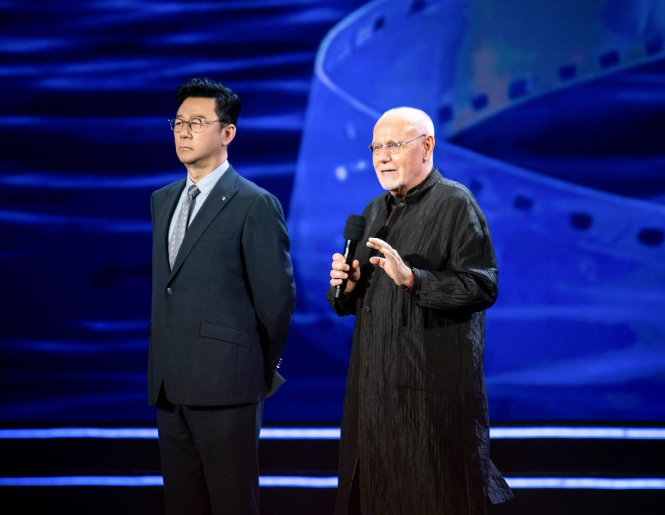 光影交织,盛宴启幕 第七届海南岛国际电影节绽放三亚