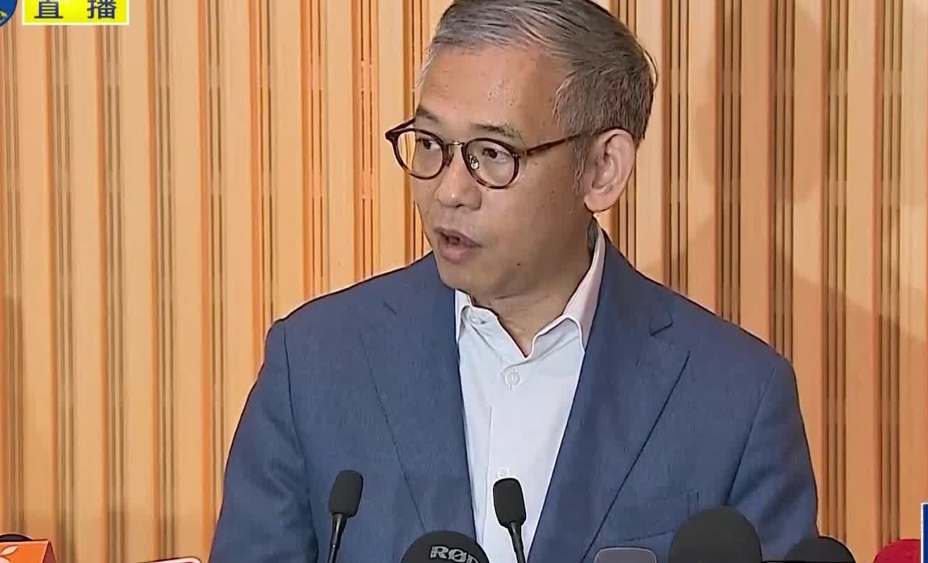 廉政公署专员公布维修工程违规详情