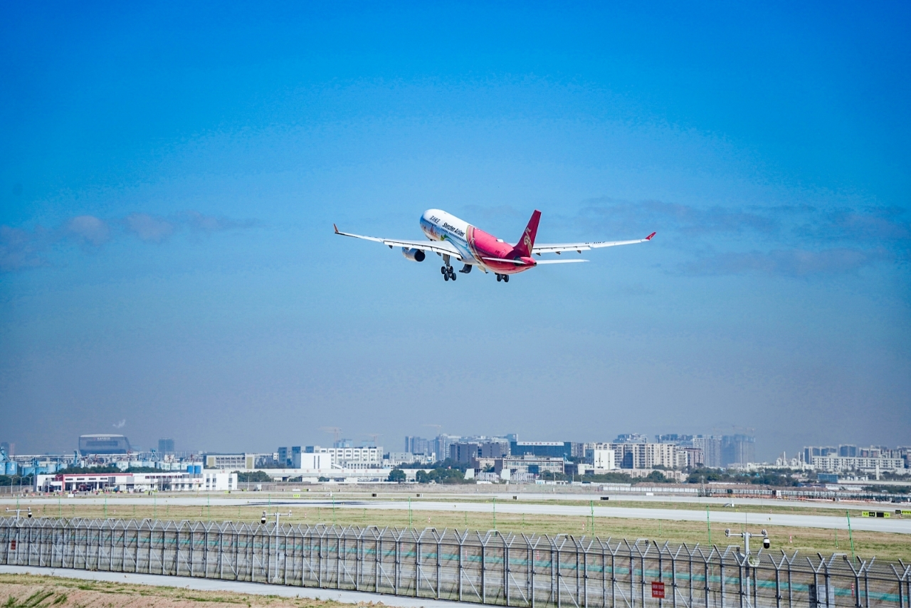 深圳机场正式迈入“三跑道时代”