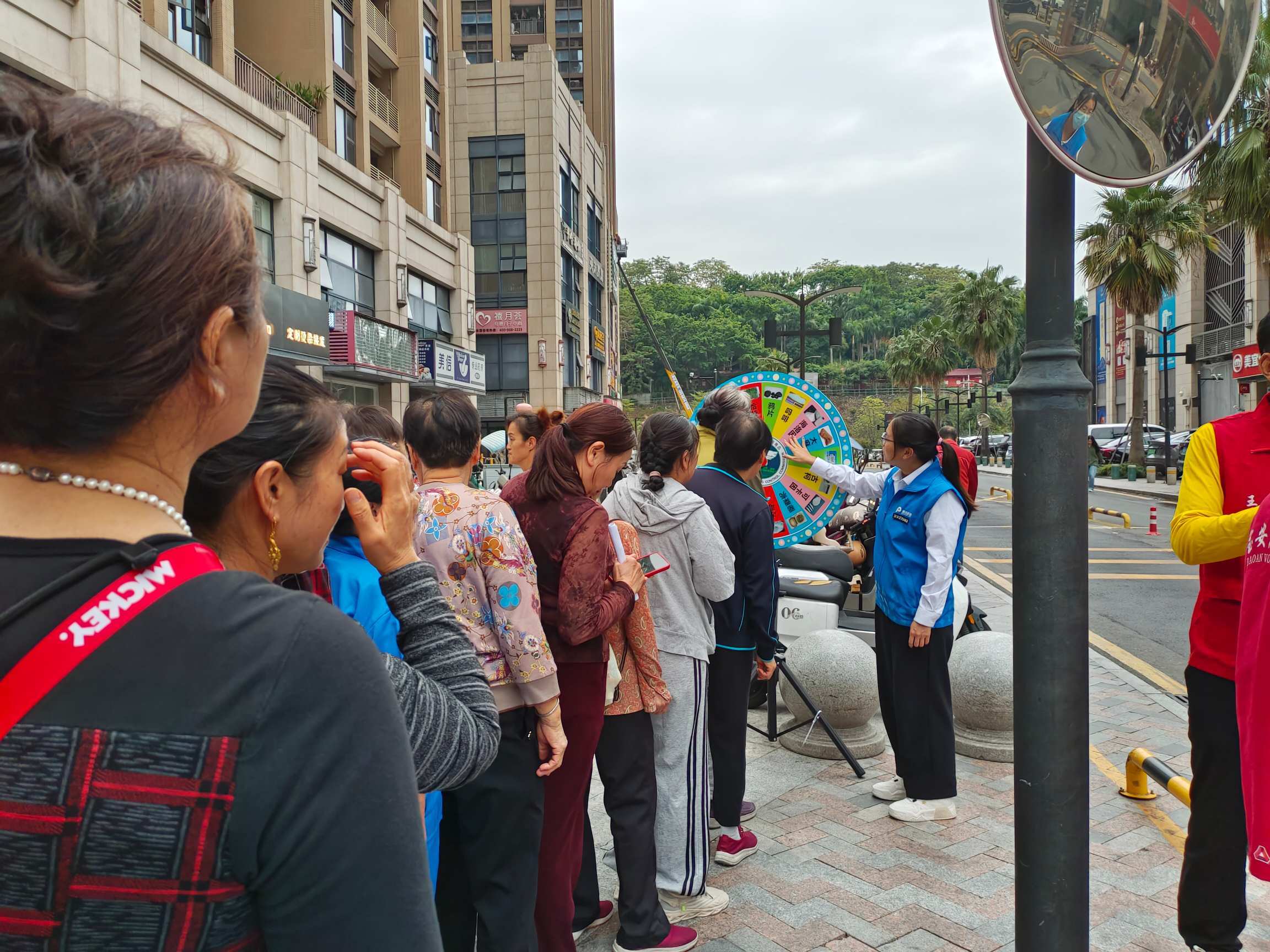 “禁毒在行动，健康伴我行”———流塘社区开展防毒防艾宣传活动