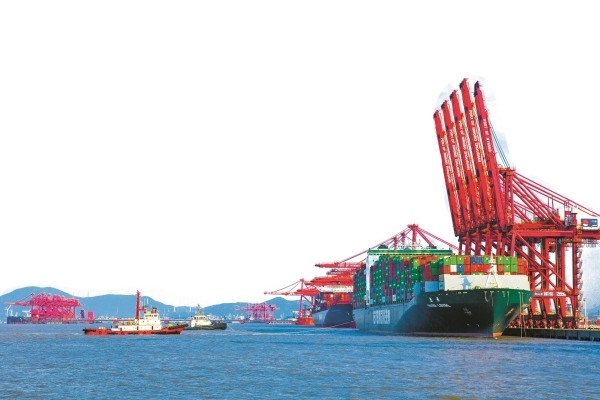 一“合”十年 港通天下——宁波舟山港的强港之路