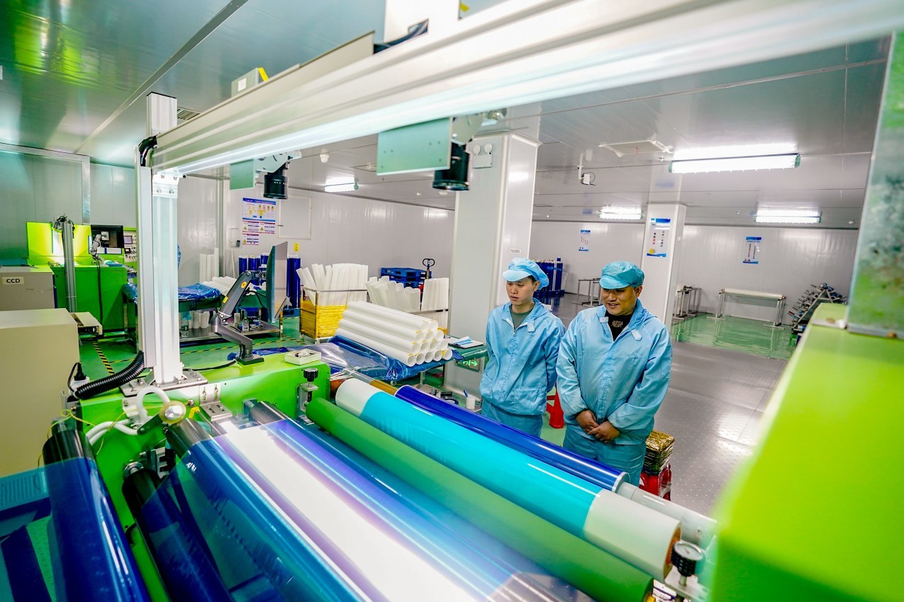 小胶带粘牢大市场 新余企业生产忙