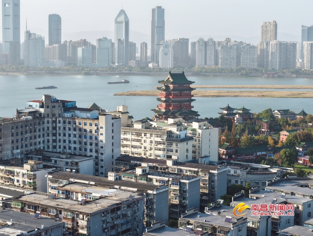南昌东湖区屋顶整治试点工程完工