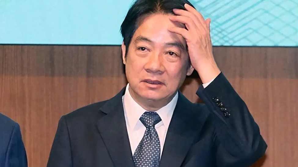 赖清德砸万亿新台币买武器，唐湘龙呛：觉得花钱能买来安全太愚蠢
