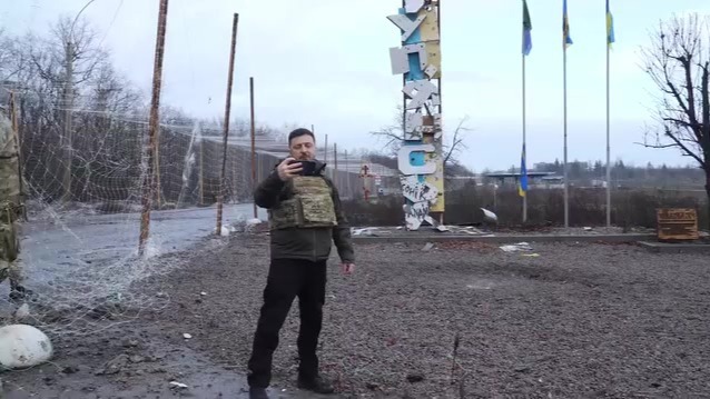 泽连斯基突然现身库皮扬斯克