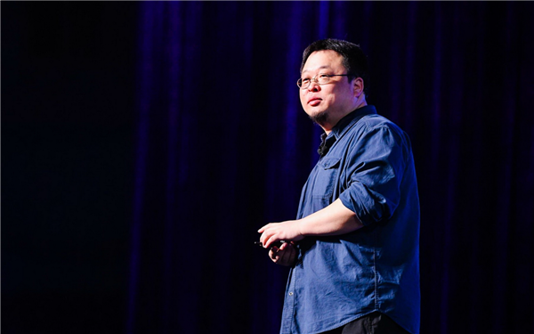 罗永浩透露最牛产品研发出意外:做播客是为了“补贴家用”