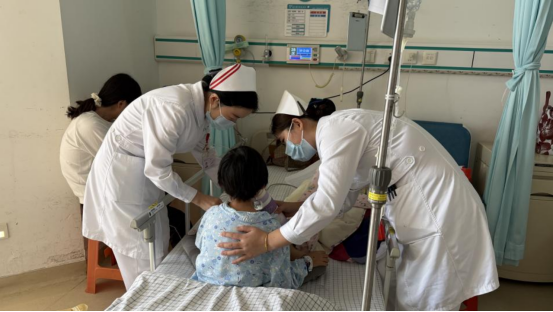 南方医院增城院区感染内科李晖主任医师团队成功为一名6岁肝硬化患儿　南方医院　供图