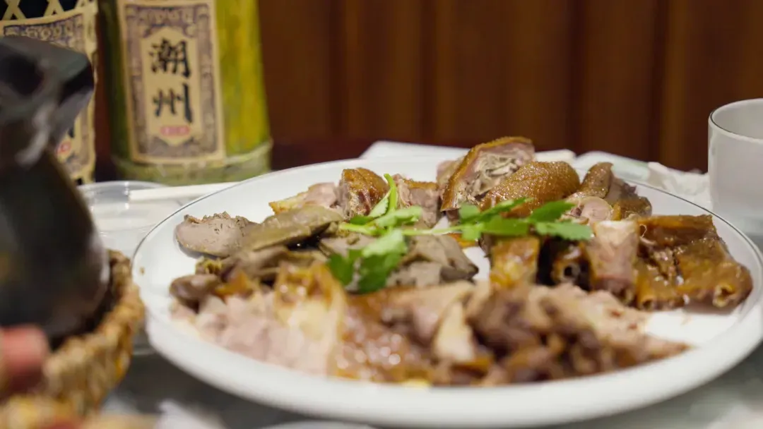 潮州靠什么荣获联合国教科文组织评选的“世界美食之都”的美誉？